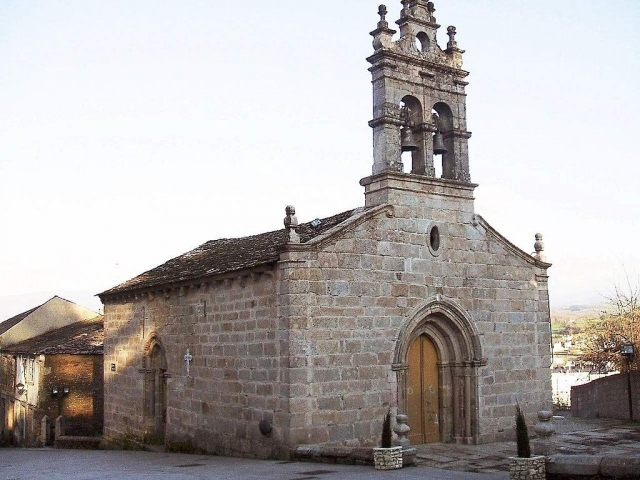 Iglesia de San Salvador de Sarria | Wikimedia Commons